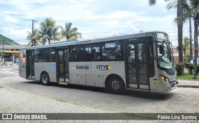 City Transporte Urbano Intermodal - Guarujá 164 na cidade de Guarujá, São Paulo, Brasil, por Fábio Lira Santos. Número da foto: #9769890.
