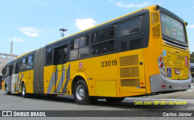 Transportes Capellini 23019 na cidade de São Paulo, São Paulo, Brasil, por Carlos Júnior. Número da foto: #9769400.