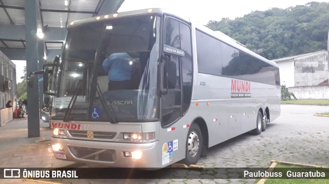 Viação Mundi 4200 na cidade de Guaratuba, Paraná, Brasil, por Paulobuss  Guaratuba. ID da foto: 9769852.