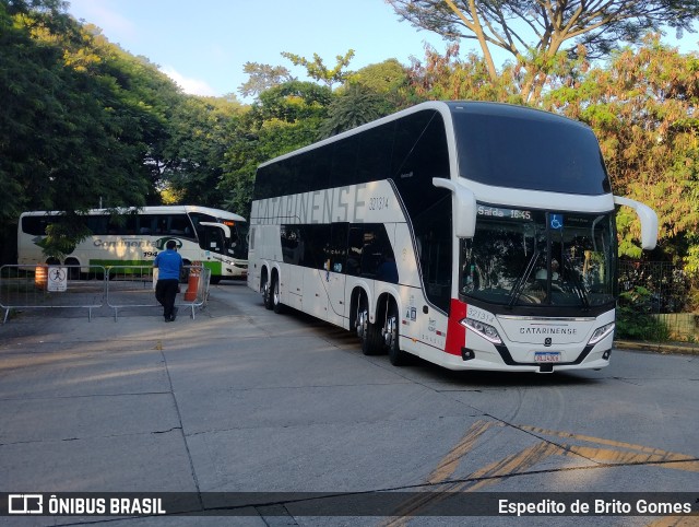 Auto Viação Catarinense 321314 na cidade de São Paulo, São Paulo, Brasil, por Espedito de Brito Gomes. Número da foto: #9768877.