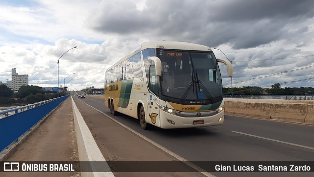 Empresa Gontijo de Transportes 19065 na cidade de Ji-Paraná, Rondônia, Brasil, por Gian Lucas  Santana Zardo. ID da foto: 9771698.