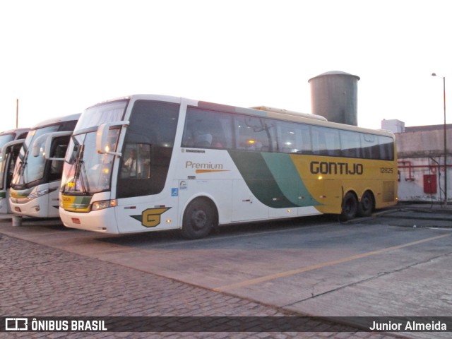 Empresa Gontijo de Transportes 12825 na cidade de Feira de Santana, Bahia, Brasil, por Junior Almeida. ID da foto: 9772433.