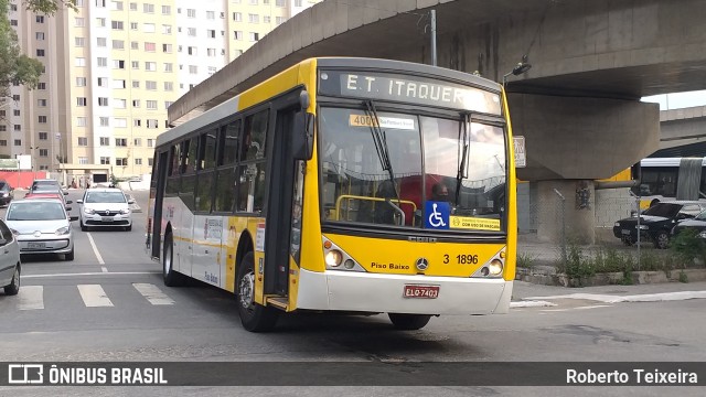 Viação Metrópole Paulista - Zona Leste 3 1896 na cidade de São Paulo, São Paulo, Brasil, por Roberto Teixeira. ID da foto: 9772671.