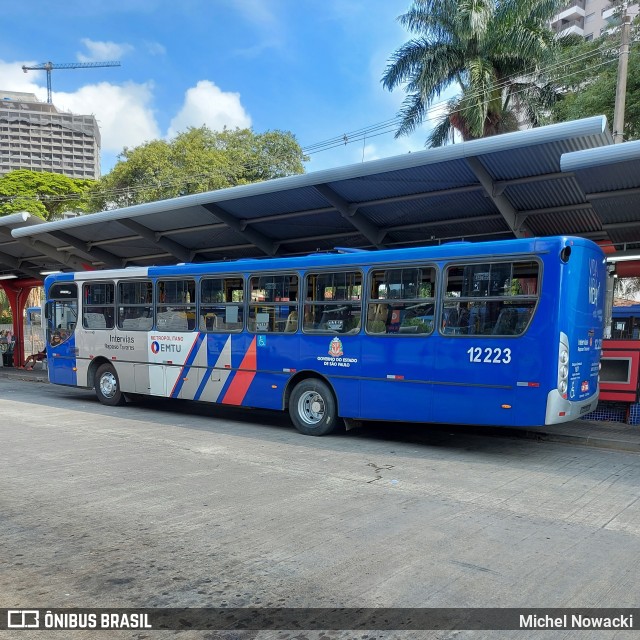 Auto Viação Bragança Metropolitana > Viação Raposo Tavares 12.223 na cidade de São Paulo, São Paulo, Brasil, por Michel Nowacki. ID da foto: 9771575.