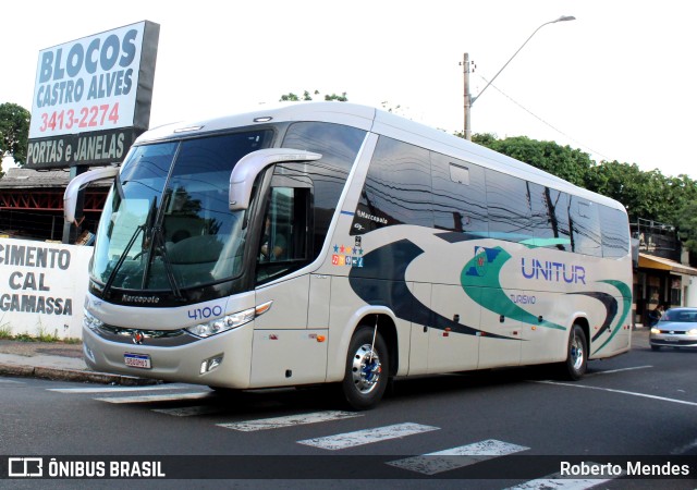 Unitur Turismo 4100 na cidade de Marília, São Paulo, Brasil, por Roberto Mendes. Número da foto: #9774670.