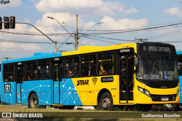 Sharp Transportes 121 na cidade de Araucária, Paraná, Brasil, por Guilherme Bomfim. ID da foto: 9774618.