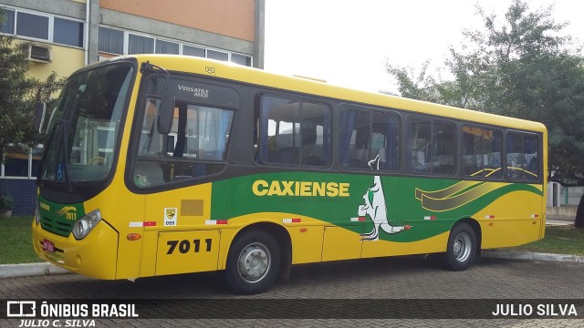 Expresso Caxiense 7011 na cidade de Novo Hamburgo, Rio Grande do Sul, Brasil, por JULIO SILVA. Número da foto: #9775122.