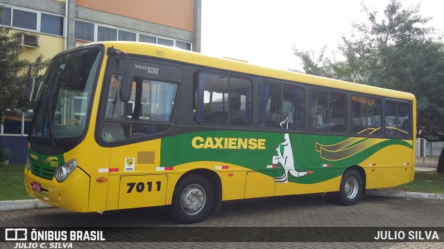 Expresso Caxiense 7011 na cidade de Novo Hamburgo, Rio Grande do Sul, Brasil, por JULIO SILVA. ID da foto: 9775122.