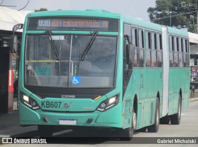 Viação Tamandaré KB607 na cidade de Curitiba, Paraná, Brasil, por Gabriel Michalski. ID da foto: 9780598.