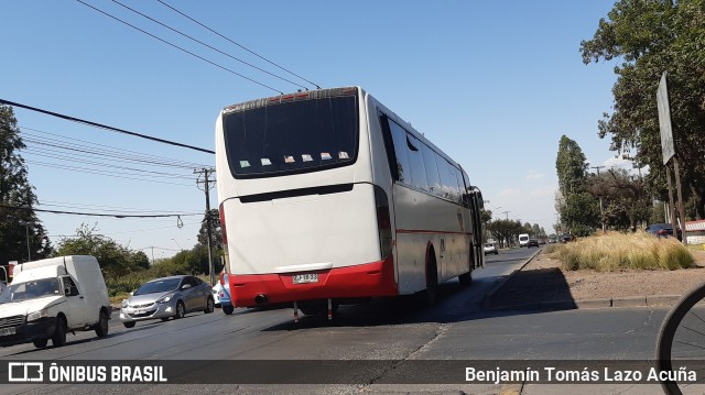 Ônibus Particulares ZJ1633 na cidade de Maipú, Santiago, Metropolitana de Santiago, Chile, por Benjamín Tomás Lazo Acuña. ID da foto: 9778794.