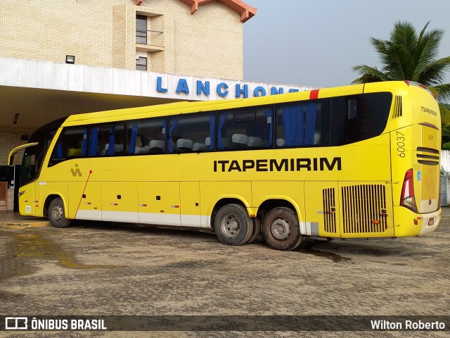 Viação Itapemirim 60037 na cidade de Governador Valadares, Minas Gerais, Brasil, por Wilton Roberto. Número da foto: #9779275.
