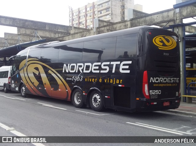Expresso Nordeste 5250 na cidade de Florianópolis, Santa Catarina, Brasil, por ANDERSON FÉLIX. Número da foto: #9780126.