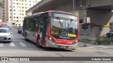 Express Transportes Urbanos Ltda 4 8746 na cidade de São Paulo, São Paulo, Brasil, por Roberto Teixeira. Número da foto: #:id.