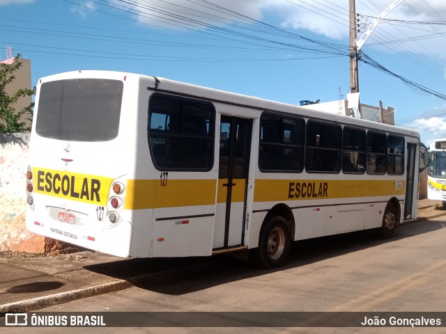 Escolares 127 na cidade de Novo Gama, Goiás, Brasil, por João Gonçalves. ID da foto: 9781189.