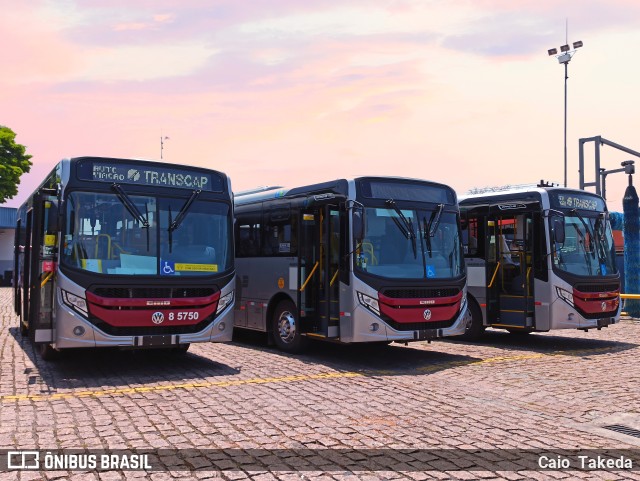 Auto Viação Transcap 8 5750 na cidade de São Paulo, São Paulo, Brasil, por Caio  Takeda. ID da foto: 9783113.