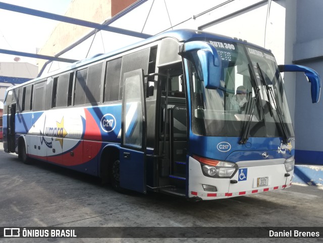 Lumaca C-217 na cidade de Catedral, San José, San José, Costa Rica, por Daniel Brenes. Número da foto: #9782244.