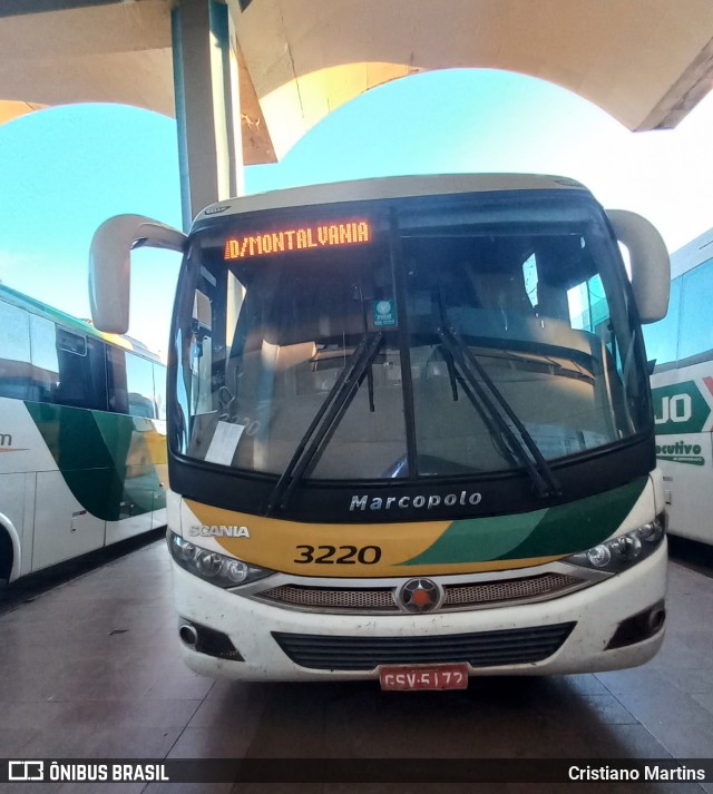 Empresa Gontijo de Transportes 3220 na cidade de Montes Claros, Minas Gerais, Brasil, por Cristiano Martins. ID da foto: 9786339.