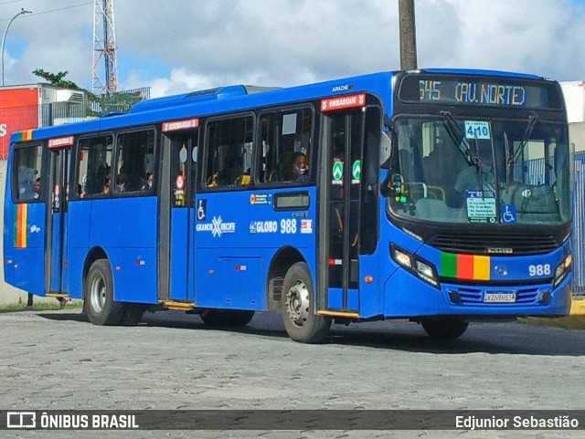 Transportadora Globo 988 na cidade de Recife, Pernambuco, Brasil, por Edjunior Sebastião. ID da foto: 9785834.