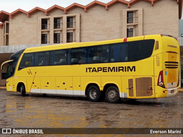 Viação Itapemirim 60037 na cidade de Governador Valadares, Minas Gerais, Brasil, por Everson Marini. Número da foto: #9787136.