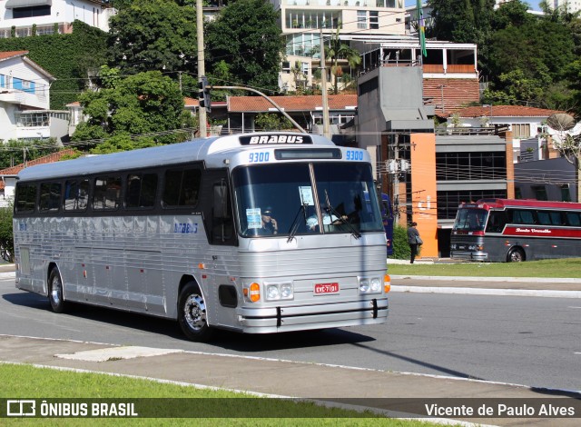 Brabus Transportes e Locadora de Veículos 9300 na cidade de São Paulo, São Paulo, Brasil, por Vicente de Paulo Alves. Número da foto: #9789670.