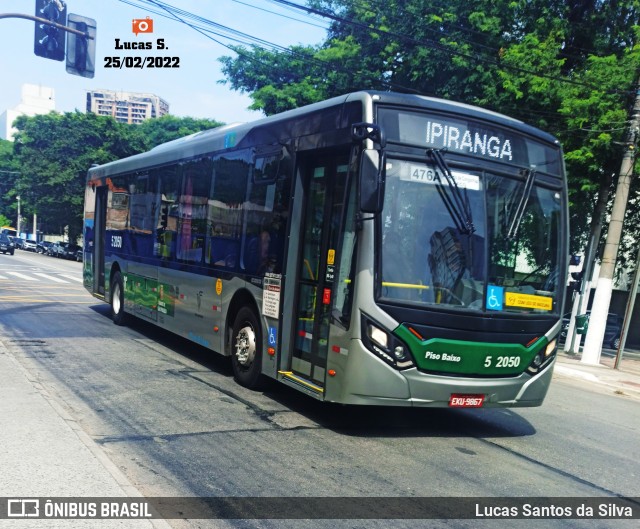 Via Sudeste Transportes S.A. 5 2050 na cidade de São Paulo, São Paulo, Brasil, por Lucas Santos da Silva. Número da foto: #9790440.