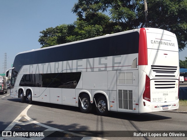 Auto Viação Catarinense 321321 na cidade de São Paulo, São Paulo, Brasil, por Rafael Lopes de Oliveira. ID da foto: 9790435.