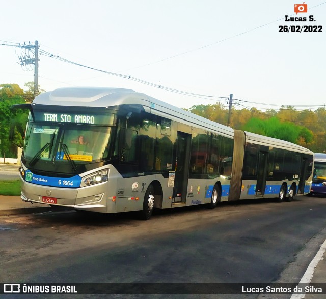 Viação Grajaú S.A. 6 1664 na cidade de São Paulo, São Paulo, Brasil, por Lucas Santos da Silva. ID da foto: 9790397.