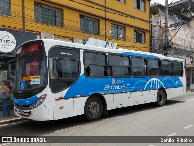 Viação Santa Edwiges e Turismo 1 017 na cidade de Barra do Piraí, Rio de Janeiro, Brasil, por Danilo  Ribeiro. Número da foto: #9719359.