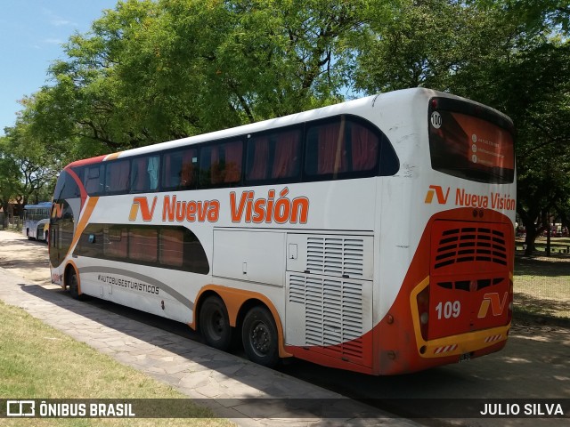Nueva Vision 109 na cidade de Porto Alegre, Rio Grande do Sul, Brasil, por JULIO SILVA. Número da foto: #9719610.