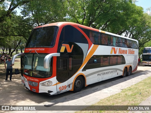 Nueva Vision 109 na cidade de Porto Alegre, Rio Grande do Sul, Brasil, por JULIO SILVA. Número da foto: #9719611.