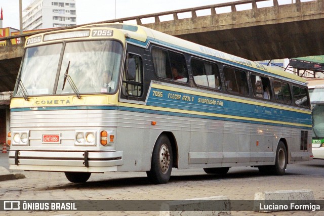 Viação Cometa 7055 na cidade de Belo Horizonte, Minas Gerais, Brasil, por Luciano Formiga. Número da foto: #9719861.