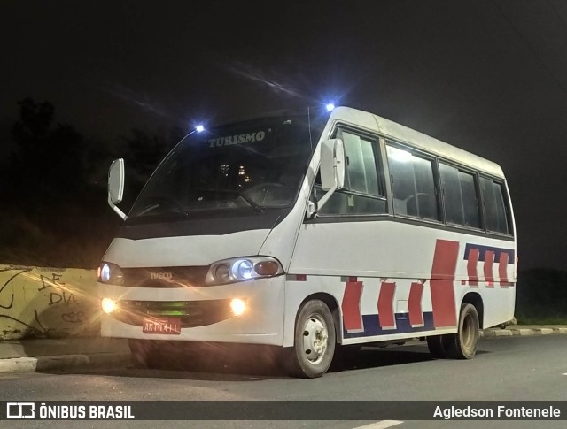 Fontenele Turismo 7020 na cidade de Barueri, São Paulo, Brasil, por Agledson Fontenele. Número da foto: #9723618.