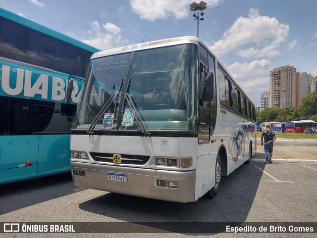 Ônibus Particulares 6542 na cidade de São Paulo, São Paulo, Brasil, por Espedito de Brito Gomes. ID da foto: 9723682.