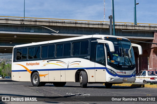 Purhépechas 969 na cidade de Morelia, Michoacán, México, por Omar Ramírez Thor2102. ID da foto: 9726603.