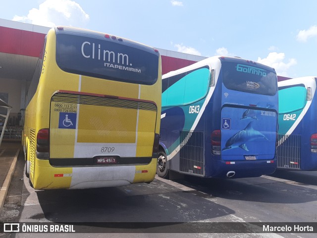 Viação Itapemirim 8709 na cidade de Ribeirão Preto, São Paulo, Brasil, por Marcelo Horta. Número da foto: #9727663.