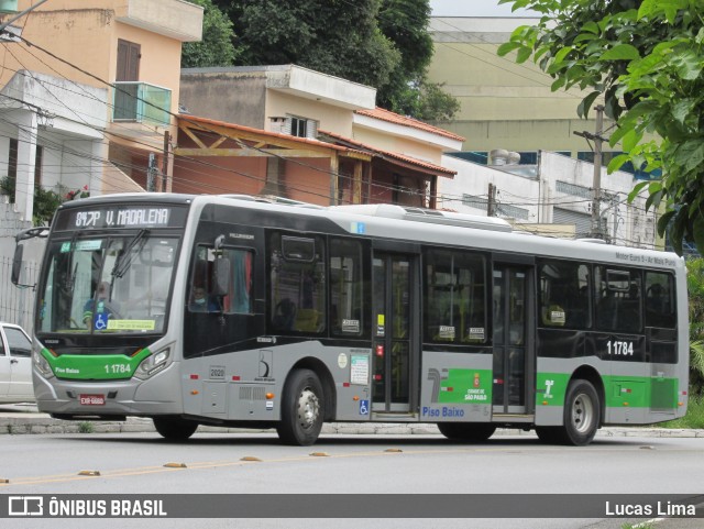 Viação Santa Brígida 1 1784 na cidade de São Paulo, São Paulo, Brasil, por Lucas Lima. ID da foto: 9728063.