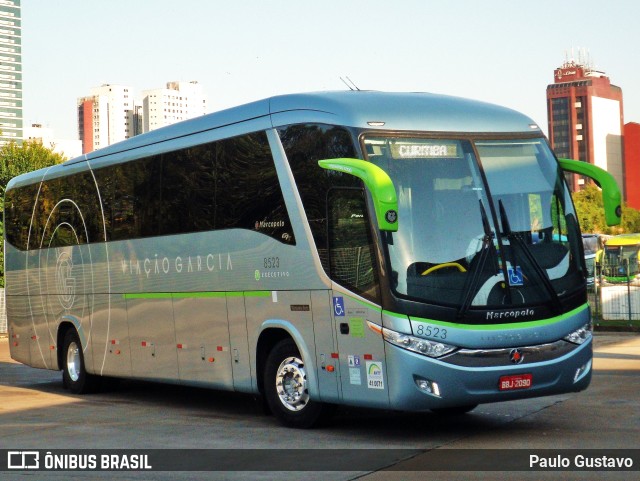 Viação Garcia 8523 na cidade de Curitiba, Paraná, Brasil, por Paulo Gustavo. ID da foto: 9732296.