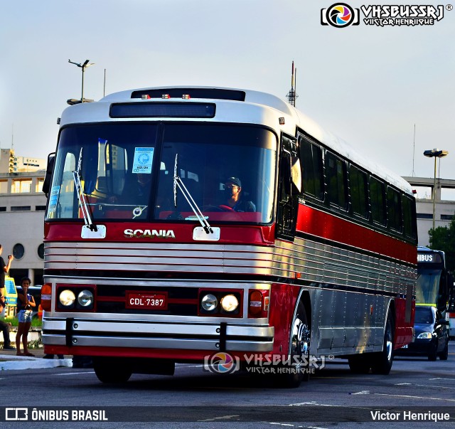 Ônibus Particulares SN na cidade de São Paulo, São Paulo, Brasil, por Victor Henrique. Número da foto: #9732730.
