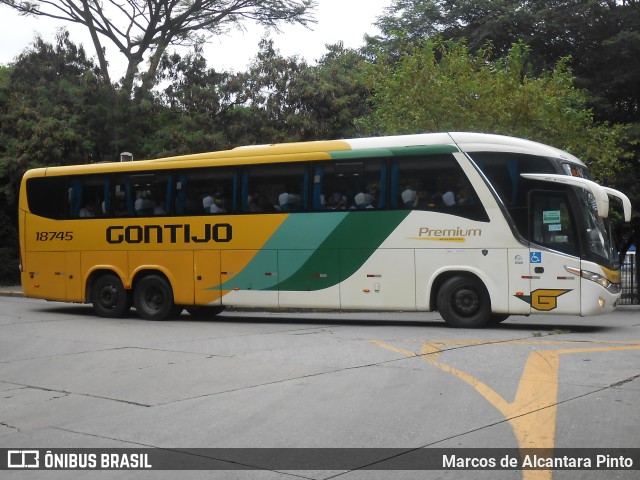 Empresa Gontijo de Transportes 18745 na cidade de São Paulo, São Paulo, Brasil, por Marcos de Alcantara Pinto. Número da foto: #9735532.