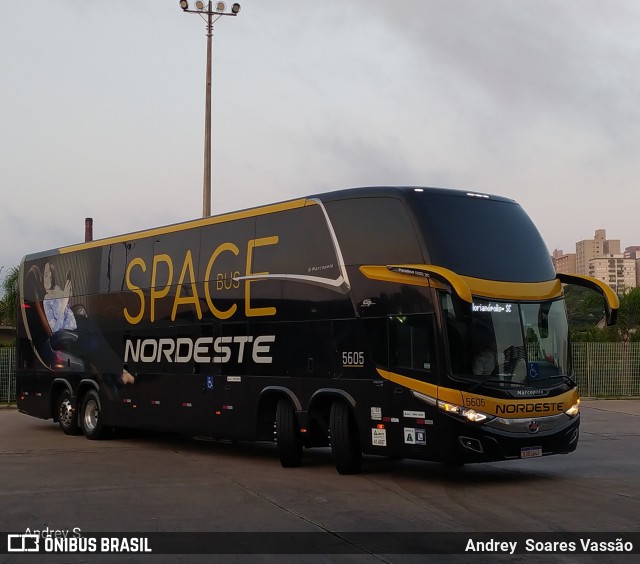 Expresso Nordeste 5600 na cidade de Curitiba, Paraná, Brasil, por Andrey  Soares Vassão. ID da foto: 9791371.