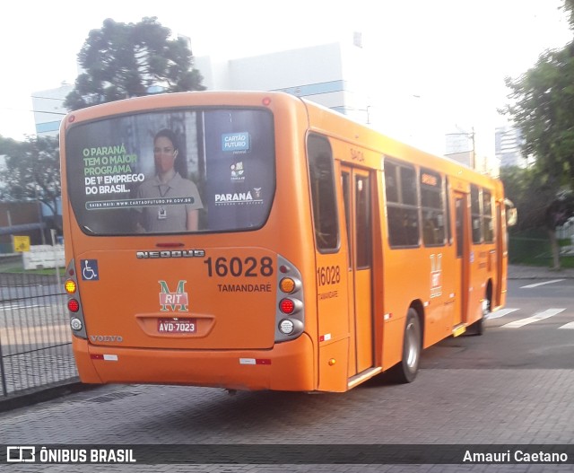 Viação Tamandaré 16028 na cidade de Curitiba, Paraná, Brasil, por Amauri Caetano. Número da foto: #9792868.
