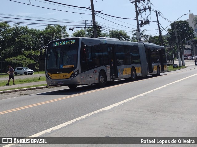 Viação Metrópole Paulista - Zona Leste 3 1817 na cidade de São Paulo, São Paulo, Brasil, por Rafael Lopes de Oliveira. ID da foto: 9818176.