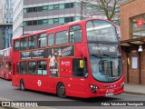 Arriva DW361 na cidade de Croydon, Greater London, Inglaterra, por Fábio Takahashi Tanniguchi. ID da foto: :id.