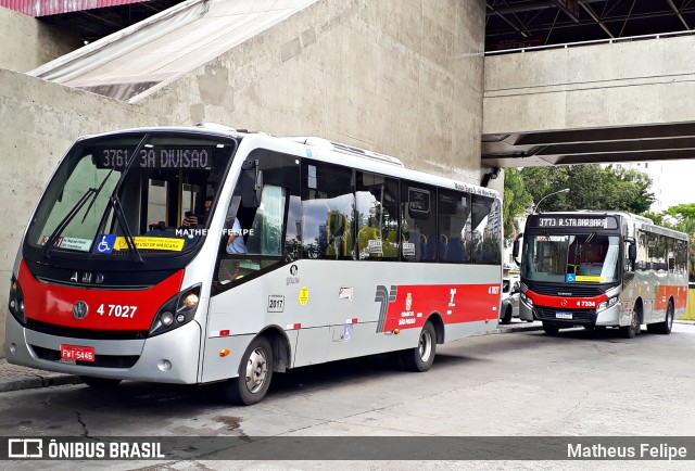 Pêssego Transportes 4 7027 na cidade de São Paulo, São Paulo, Brasil, por Matheus Felipe. Número da foto: #9822710.
