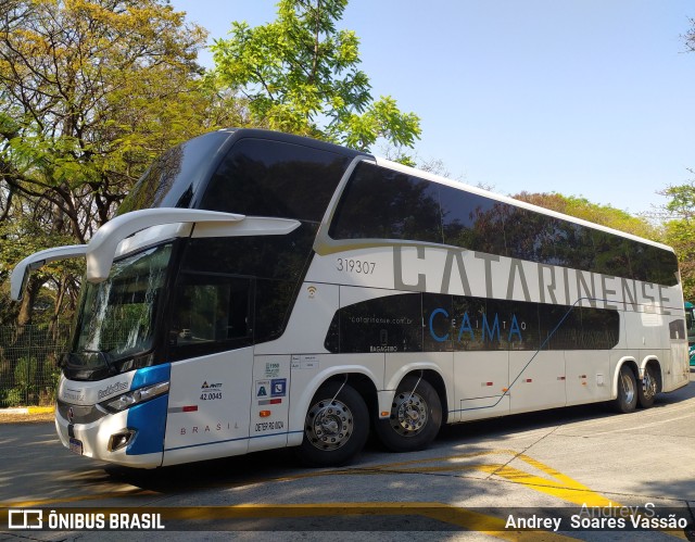 Auto Viação Catarinense 319307 na cidade de São Paulo, São Paulo, Brasil, por Andrey  Soares Vassão. Número da foto: #9821501.