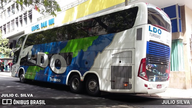 LDO Viagens e Turismo 2227 na cidade de Porto Alegre, Rio Grande do Sul, Brasil, por JULIO SILVA. ID da foto: 9825990.