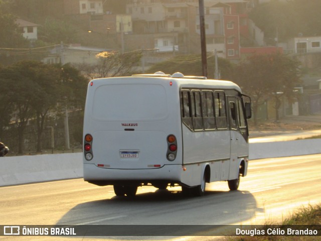 Ônibus Particulares 5980 na cidade de Belo Horizonte, Minas Gerais, Brasil, por Douglas Célio Brandao. ID da foto: 9829559.