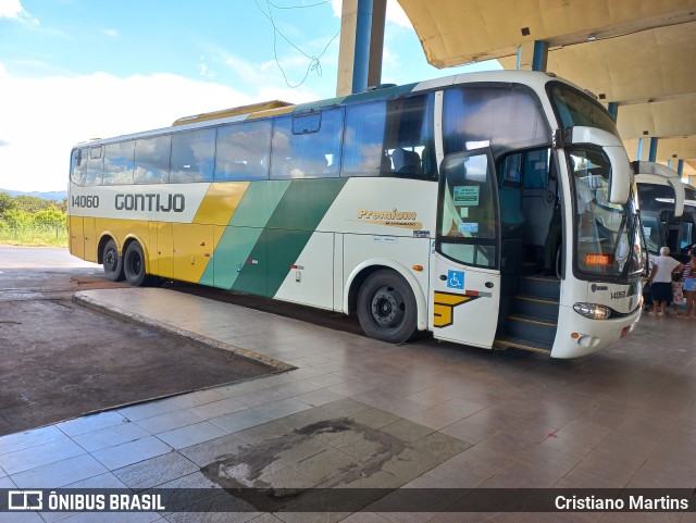 Empresa Gontijo de Transportes 14060 na cidade de Montes Claros, Minas Gerais, Brasil, por Cristiano Martins. ID da foto: 9828795.