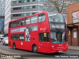 Arriva T285 na cidade de Croydon, Greater London, Inglaterra, por Fábio Takahashi Tanniguchi. ID da foto: :id.