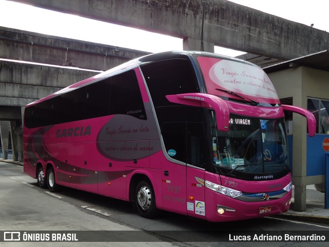 Viação Garcia 7937 na cidade de Curitiba, Paraná, Brasil, por Lucas Adriano Bernardino. ID da foto: 9832507.